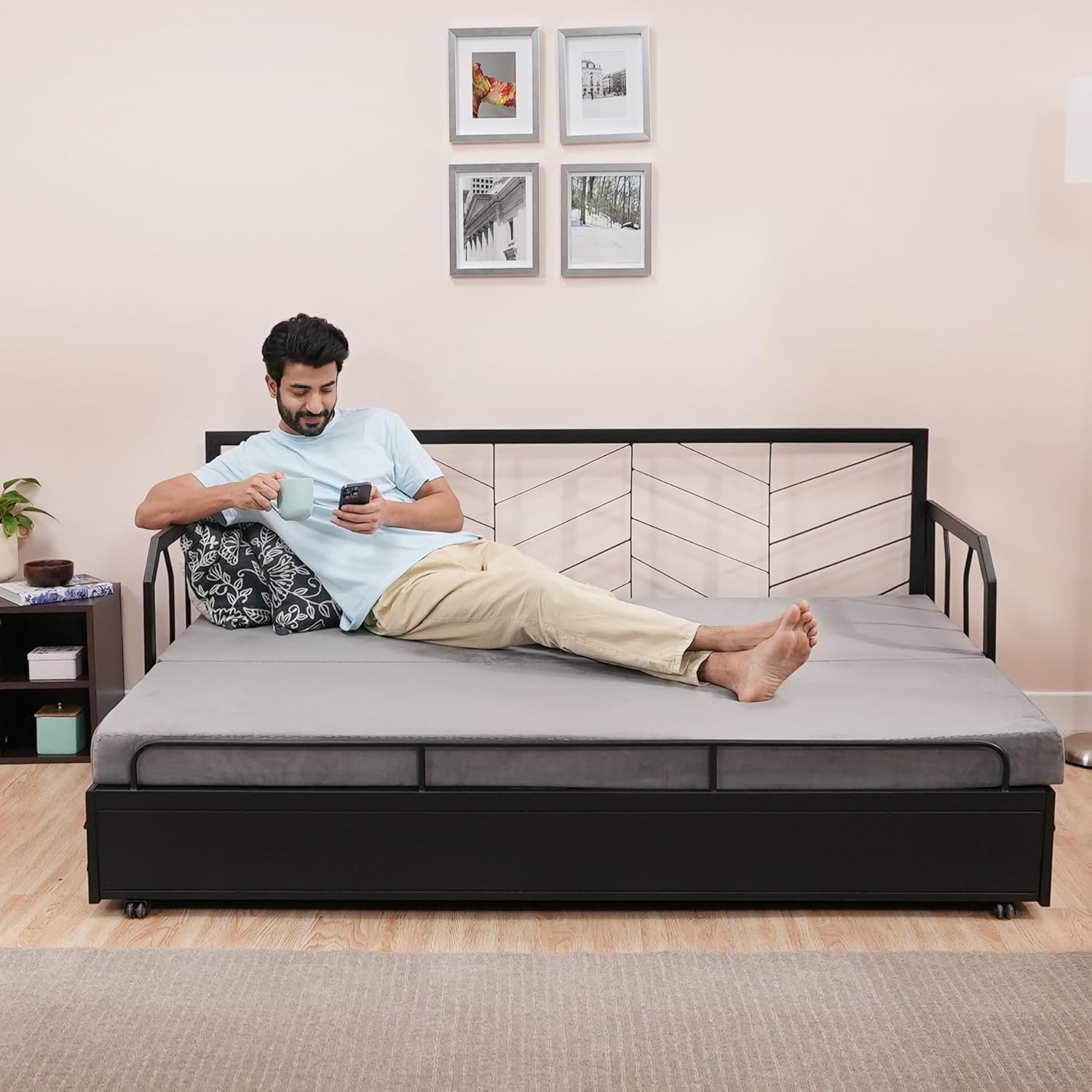 Amazon Brand - Solimo Darius Metal Sofa Cum Bed (Black) 3 Seater, Double - Image 2